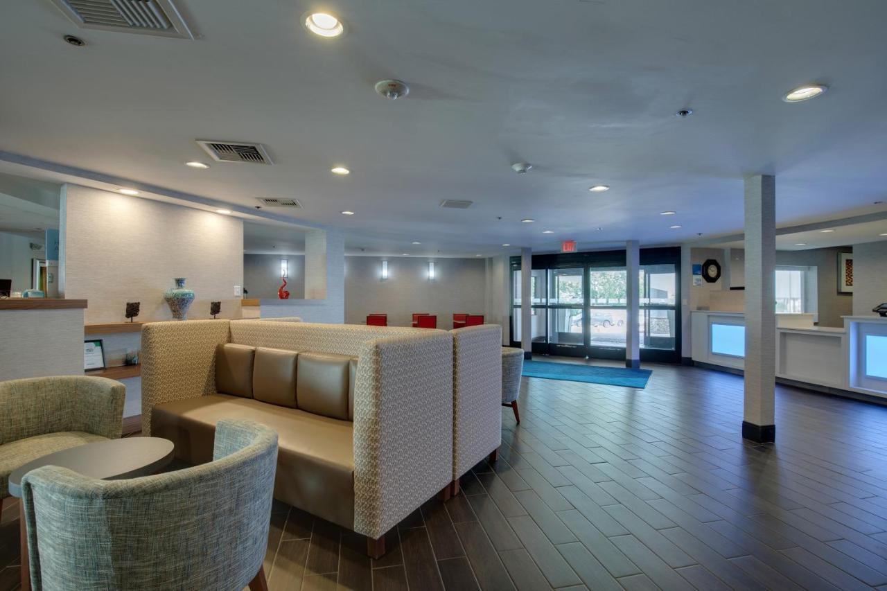 Holiday Inn Express Nashville W-I40 By Ihg Exterior foto